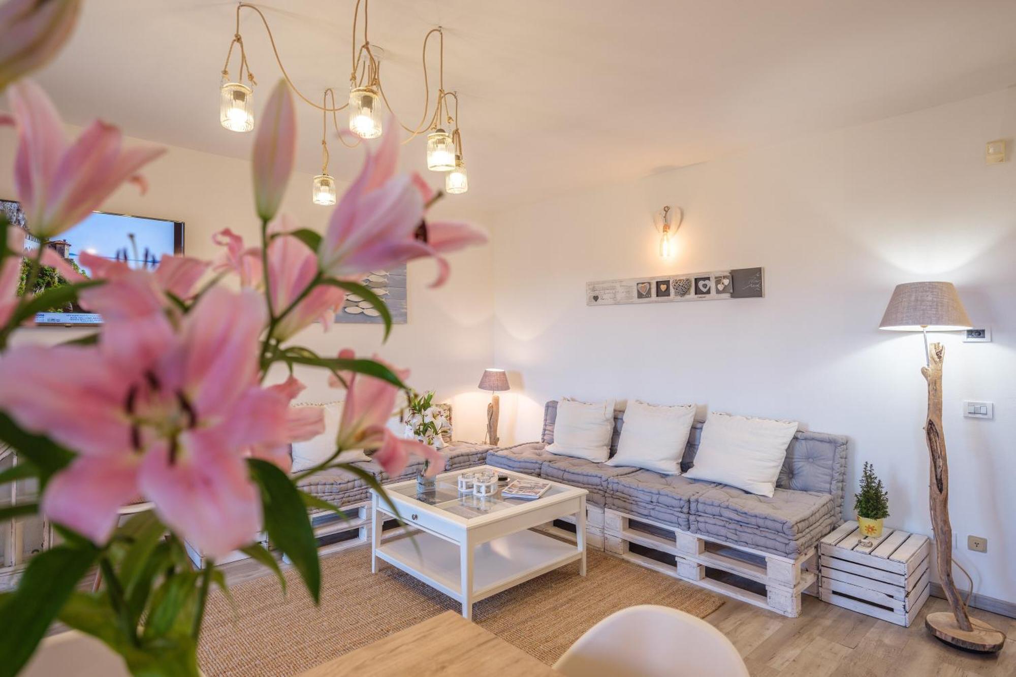 La Luna Nel Lago Lake View Garden - Happy Rentals Ispra Exteriér fotografie