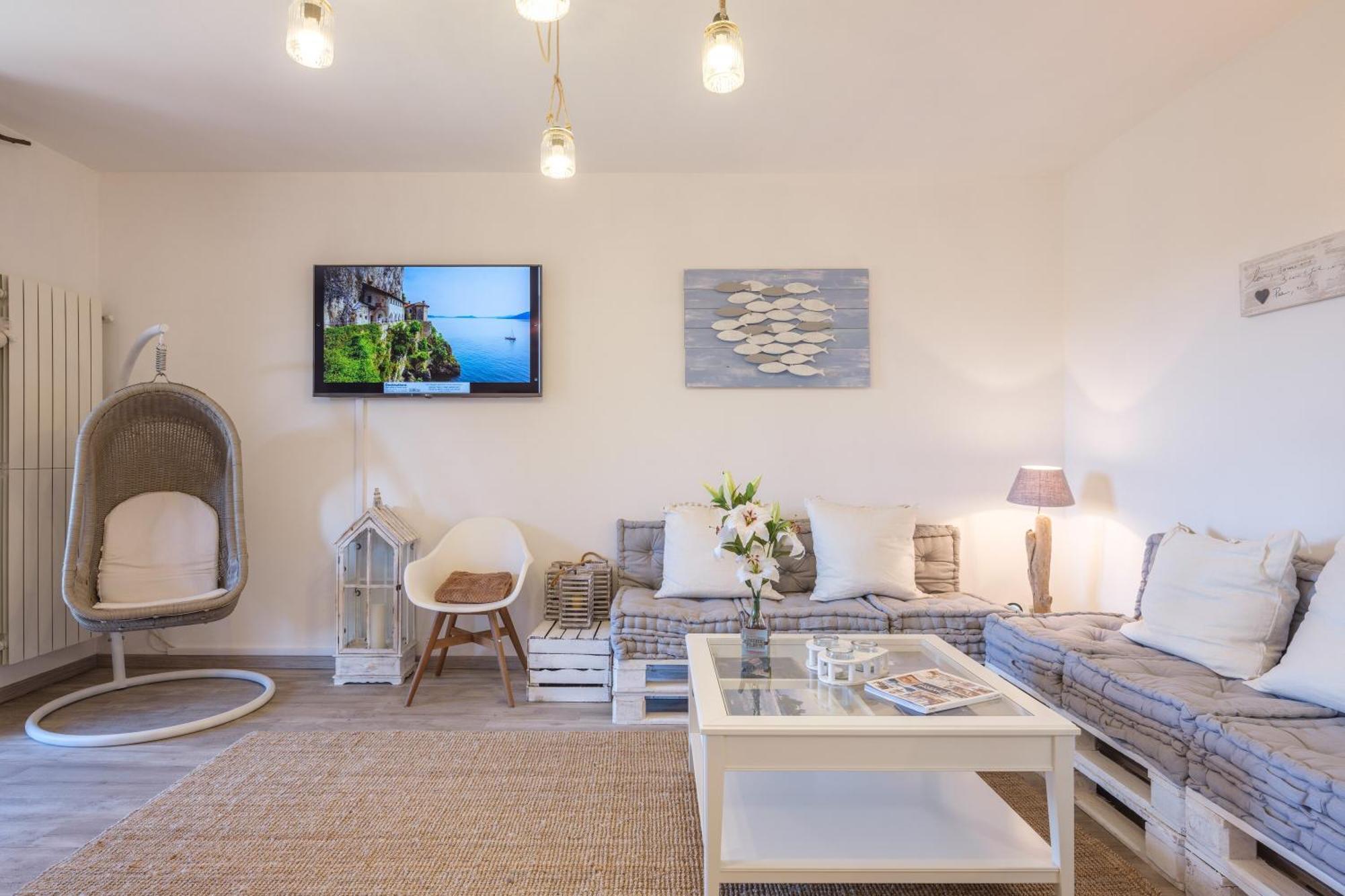 La Luna Nel Lago Lake View Garden - Happy Rentals Ispra Exteriér fotografie