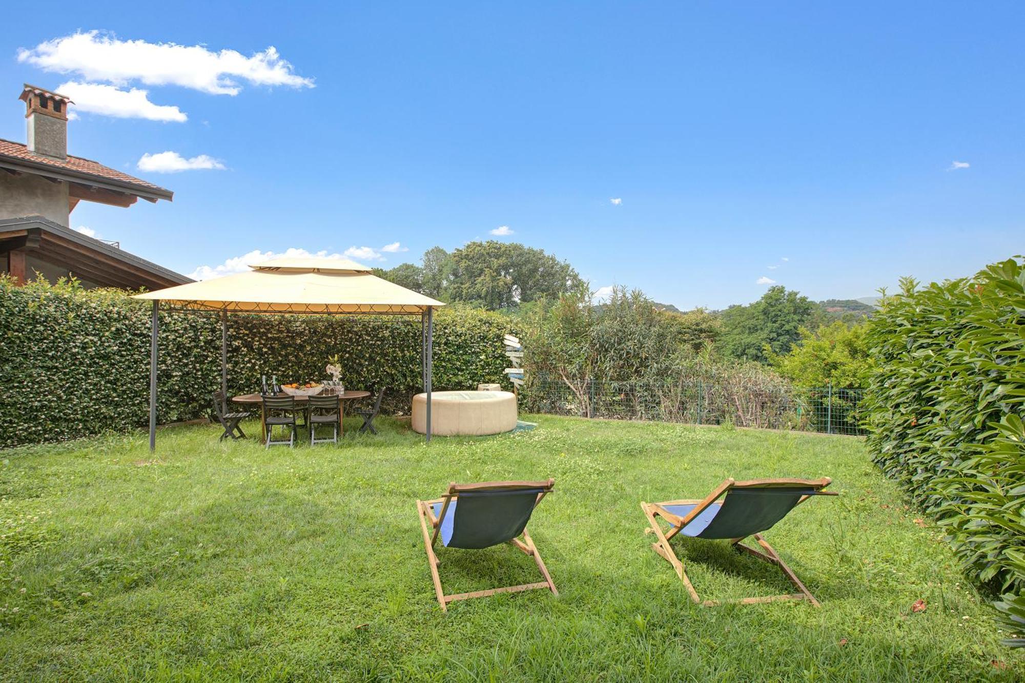 La Luna Nel Lago Lake View Garden - Happy Rentals Ispra Exteriér fotografie